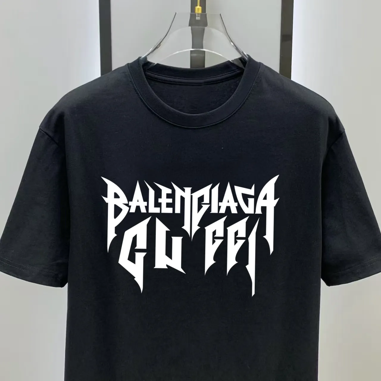 # 2026 New Arrival New Arrival T Premium ！ logo Premium 250 . . . . . ！ ！ ：Black。White！ Sizes： S M L XL XXL ：50 52 55 58 61 ：69 71 73 75 77 ：48 50 53 56 58 ：22 22.5 23 23.5 24 ， 1-3CM